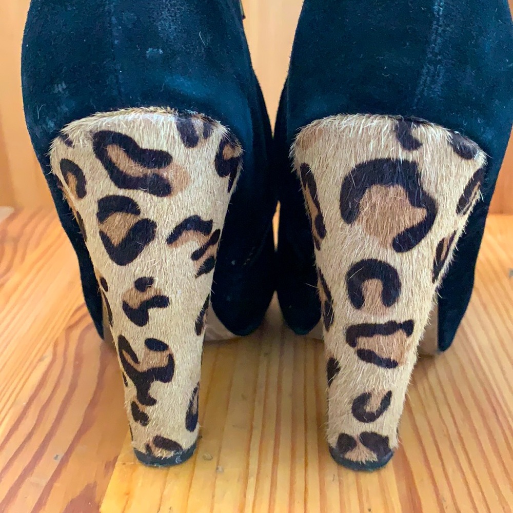 Aldo Booties - Picture 1 of 4